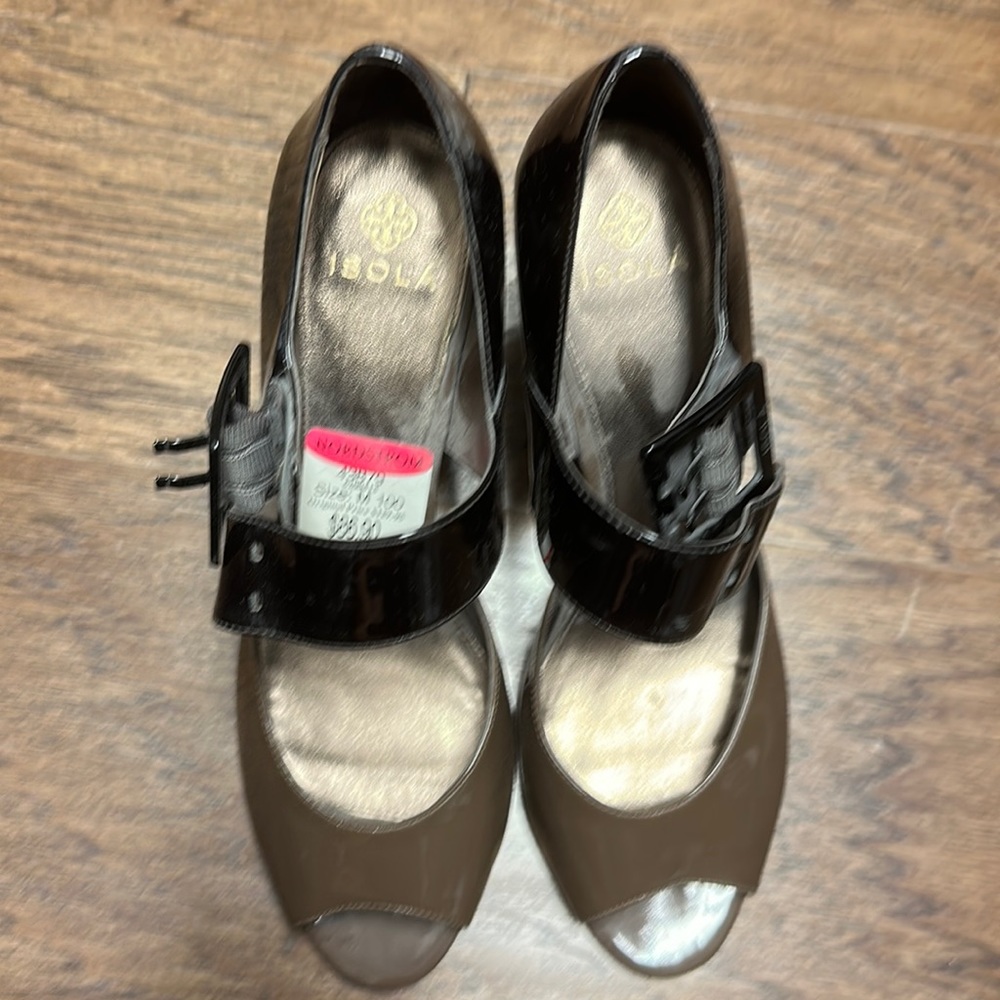 Beautiful Isola strap 3 inch heels, brown and black size 10
